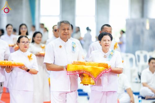 ภาพ No.315599:วันอาทิตย์ ที่ 22 มีนาคม พ.ศ. 2569 พิธีทอดผ้าป่าฉลองพระประธาน พิธีประดิษฐานพระบรมสารีริกธาตุในองค์พระประธาน พิธีจารึกชื่อบรรจุในแผ่นฌาน ณ ศูนย์ปฏิบัติธรรมสมุทรปราการ (บางบ่อ)