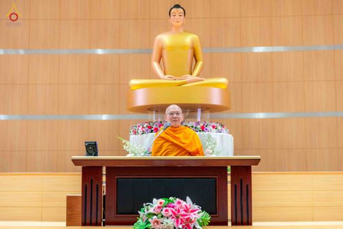 ภาพ No.344389:วันที่ 21-23 สิงหาคม พ.ศ. 2569 สัมมนารวมใจผู้นำบุญ บูชาธรรม 82 ปี หลวงพ่อธัมมชโย รุ่นที่ 1 กฐินสามัคคีทั่วไทย 30,000 วัด โครงการอุปสมบทบูชาธรรมมหาปูชนียาจารย์ 3,000 รูป  ณ ศูนย์ปฏิบัติธรรมเวิล์ดพีช วัลเล่ย์ จ.นครราชสีมา