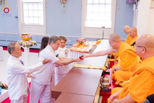 ภาพ No.319004:วันที่ 29 มีนาคม พ.ศ.2569 พิธีทอดผ้าป่าวัดพระธรรมกาย 20 ศูนย์สาขา และการประชุมภาคพื้นอเมริกา ไตรมาสที่ 1/2569 วัดพระธรรมกายชิคาโก ประเทศสหรัฐอเมริกา