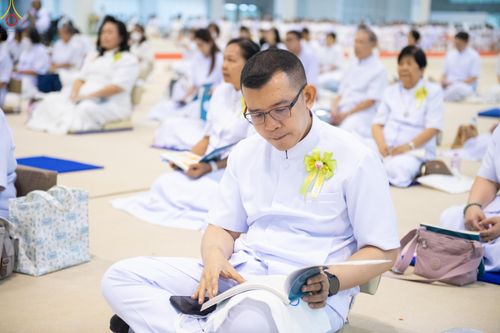 ภาพ No.281141:วันที่ 21 ธันวาคม พ.ศ.2568 พิธีมุทิตาหลวงพ่อทัตตชีโว ณ ห้องแก้วสารพัดนึก วัดพระธรรมกาย