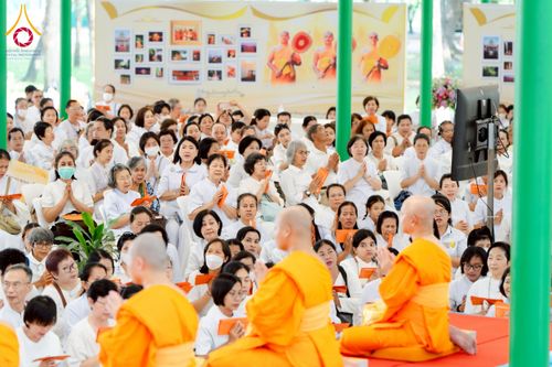 ภาพ No.223896:วันอาทิตย์ที่ 11 พฤษภาคม พ.ศ. 2568 พิธีอุปสมบทสามเณรเปรียญธรรมอุปสมบทอุทิศชีวิต 9 รูป อุบาสก 1 ท่าน ณ อุโบสถพระไตรปิฏกวัดพระธรรมกาย