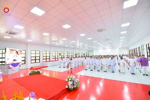 ภาพ No.227239:วันอังคารที่ 3 มิถุนายน พ.ศ. 2568 นายอำเภอคลองหลวง นำพสกนิกรรวมใจภักดิ์ สมเด็จพระนางเจ้าฯ พระบรมราชินี เนื่องในโอกาสวันเฉลิมพระชนมพรรษา ณ อาคารปลูกศรัทธา 2 วัดพระธรรมกาย อ.คลองหลวง จ.ปทุมธานี