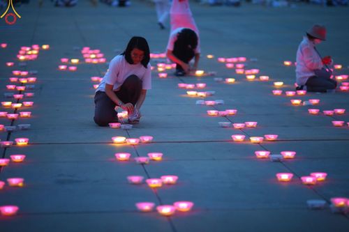 ภาพ No.138184:V.42 ก่อน กลาง เก็บ บุญวันวิสาขบูชา การเตรียมงาน การปฏิบัติงาน และการเก็บงาน ของเจ้าหน้าที่หน่วยงานต่างๆ วันวิสาขบูชา พุธที่ 22 พฤษภาคม พ.ศ. 2567