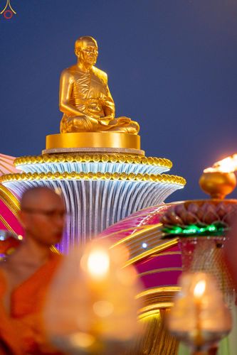 ภาพ No.307934:วันที่ 31 มกราคม พ.ศ. 2569 พิธีจุดประทีปธรรมถวายเป็นพุทธบูชา  และบูชาธรรมมหาปูชนียาจารย์ (ภาพชุดที่ 3) ณ วัดพระธรรมกาย ปทุมธานี ในโครงการธรรมยาตรา กตัญญูบูชา มหาปูชนียาจารย์ พระมงคลเทพมุนี(สด จนฺทสโร) พระผู้ปราบมาร อนุสรณ์สถาน 7 แห่ง ปีที่ 14