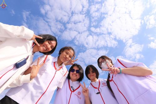 ภาพ No.306744:ภาพเบื้องหลังอาสาสมัครรวมใจ ชุดที่ 5 ในโครงการธรรมยาตรา กตัญญูบูชา มหาปูชนียาจารย์ พระมงคลเทพมุนี(สด จนฺทสโร) พระผู้ปราบมาร อนุสรณ์สถาน 7 แห่ง ปีที่ 14