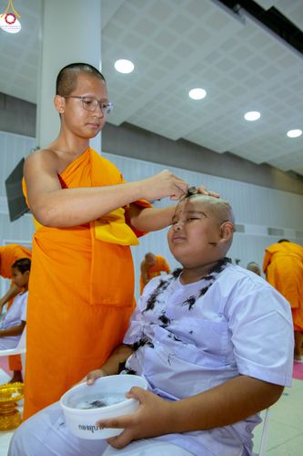 ภาพ No.316890:วันเสาร์ที่ 28 มีนาคม พ.ศ.2569 พิธีปลงผมนาคธรรมทายาท โครงการสามเณรยุวธรรมทายาท รุ่นที่ 34 โครงการสามเณรมัชฌิมธรรมทายาท รุ่นที่ 30 ณ มหารัตนวิหารคด 13 วัดพระธรรมกาย