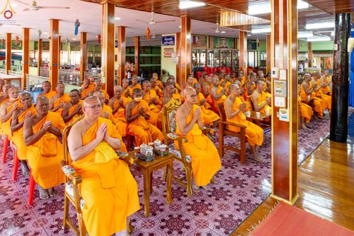 ภาพ No.293252:วันที่ 12 มกราคม พ.ศ. 2569 พิธีทอดผ้าป่าทำนุบำรุงศาสนสถาน ณ วัดคู้สลอดวุฒิโสภณ อ.ลาดบัวหลวง จ.พระนครศรีอยุธยา ในโครงการธรรมยาตรา กตัญญูบูชา มหาปูชนียาจารย์ พระมงคลเทพมุนี(สด จนฺทสโร) พระผู้ปราบมาร อนุสรณ์สถาน 7 แห่ง ปีที่ 14