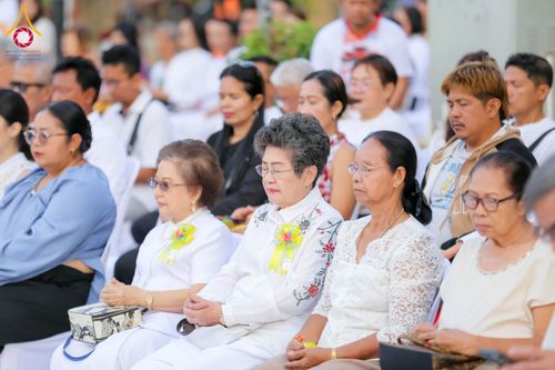 ภาพ No.313911:วันอาทิตย์ที่ 14 มีนาคม พ.ศ. 2569 ทำบุญเมืองหาดใหญ่ตักบาตรพระ 1,109 รูป เติมบุญใหญ่ หลังวิกฤตมหาอุทกภัย ณ ซุ้มประตูไชน่าทาวน์ ถนนศุภสารรังสรรค์ อ.หาดใหญ่ จ.สงขลา