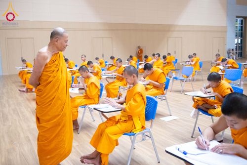 ภาพ No.310198:วันที่ 13-14 กุมภาพันธ์ พ.ศ. 2569 การสอบบาลีสนามหลวง ประจำปี 2569 ประโยค 1-2,  ป.ธ.3/ ประโยค บ.ศ.1-2, บ.ศ.3  ณ สนามสอบประจำจังหวัดปทุมธานี แห่งที่ 2   วัดพระธรรมกาย อ.คลองหลวง จ.ปทุมธานี