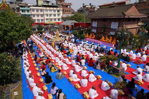 ภาพ No.77601:พิธีตัดปอยผมและปลงผมนาคธรรมทายาท ในโครงการบรรพชาสามเณรหมู่ ประเทศเนปาล วันที่ 11 มีนาคม พ.ศ.2566