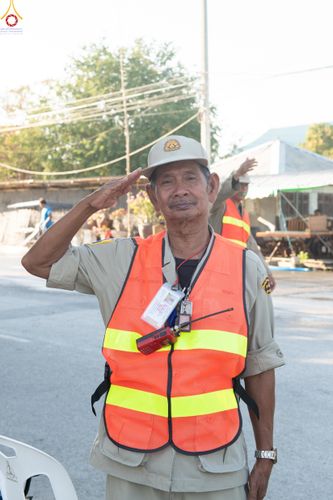 ภาพ No.301493:ภาพเบื้องหลังอาสาสมัครรวมใจ ชุดที่ 4 ในโครงการธรรมยาตรา กตัญญูบูชา มหาปูชนียาจารย์ พระมงคลเทพมุนี(สด จนฺทสโร) พระผู้ปราบมาร อนุสรณ์สถาน 7 แห่ง ปีที่ 14