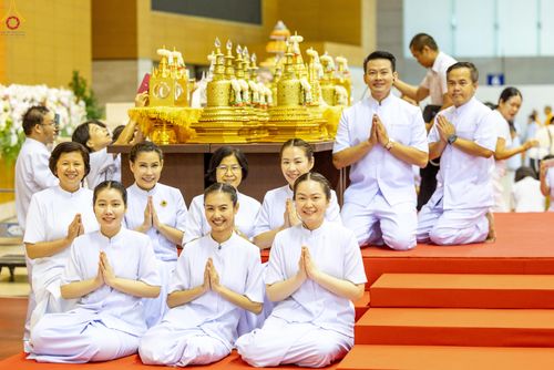 ภาพ No.327860:วันที่ 3 พฤษภาคม พ.ศ.2569 พิธีรับมอบพระบรมสารีริกธาตุ จากสาธารณรัฐแห่งสหภาพเมียนมา ณ ห้องแก้วสารพัดนึก วัดพระธรรมกาย
