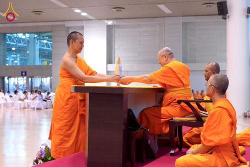 ภาพ No.232171:วันอาทิตย์ที่ 6 กรกฏาคม พ.ศ. 2568 พิธีมอบโล่เกียรติคุณ สวดธัมมจักกัปปวัตตนสูตร และรางวัลโครงการผู้นำแสงสว่างออนไลน์ ณ ห้องแก้วสารพัดนึก1 สภาธรรมกายสากล วัดพระธรรมกาย