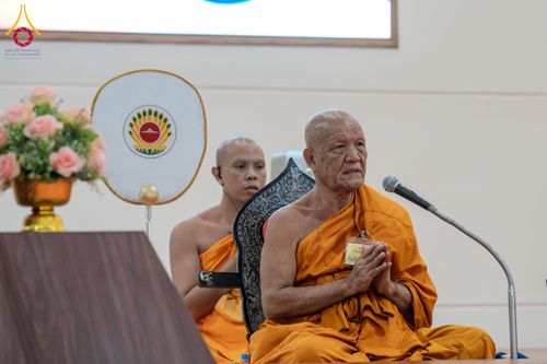 ภาพ No.149449:พิธีทักษิณานุปทานแด่บรรพชนตระกูลผ่องสวัสดิ์ และหมู่ญาติที่ล่วงลับไปแล้ว ประจำปี ครั้งที่ 19 วันพฤหัสบดีที่ 22 สิงหาคม พ.ศ. 2567 ณ พระมหาเจดีย์ทัตตชีโว ศูนย์อบรมเยาวชนกาญจนบุรี