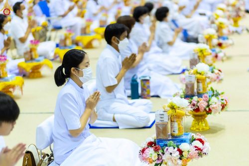 ภาพ No.85789:พิธีถวายคิลานเภสัชและอุปกรณ์การแพทย์ บูชาธรรมเนื่องในวันธรรมชัย วันที่ 19 สิงหาคม พ.ศ. 2566 ณ ห้องแก้วสารพัดนึก วัดพระธรรมกาย