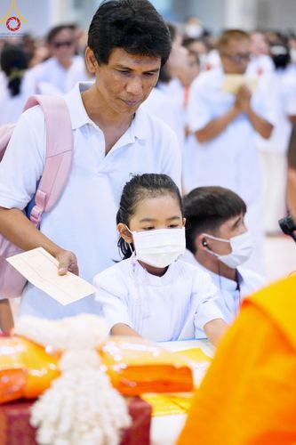 ภาพ No.139777:พิธีมุทิตาพระมหาอุปสมบทอุทิศชีวิต วันอาทิตย์ต้นเดือนที่ 2 มิถุนายน พ.ศ. 2567 ณ ห้องแก้วสารพัดนึก 1 วัดพระธรรมกาย