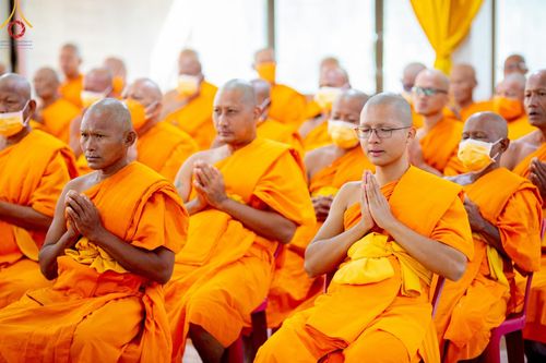 ภาพ No.195289:พิธีทอดผ้าป่าทำนุบำรุงศาสนสถาน ณ วัดพรสวรรค์ ต.หนองบ่อ อ.สองพี่น้อง จ.สุพรรณบุรี ในโครงการธรรมยาตรา กตัญญูบูชา มหาปูชนียาจารย์ พระมงคลเทพมุนี(สด จนฺทสโร) พระผู้ปราบมาร อนุสรณ์สถาน 7 แห่ง ปีที่ 13 วันที่ 13 มกราคม พ.ศ. 2568