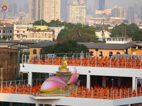 ภาพ No.119182:พิธีจุดประทีปถวายเป็นพุทธบูชา และบูชาธรรมมหาปูชนียาจารย์ พระมงคลเทพมุนี(สด จนฺทสโร) ในโครงการธรรมยาตราฯ วันที่ 26 มกราคม พ.ศ. 2567 ณ อาคารธรรมยาตรา กตัญญูบูชามหาปูชนียาจารย์ ตรงข้ามวัดปากน้ำภาษีเจริญ จ.กรุงเทพมหานคร