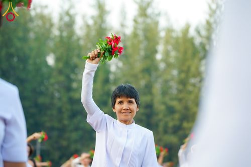 ภาพ No.185485:กิจกรรมเก็บดอกแพงรวย วันอาทิตย์ที่ 22 ธันวาคม พ.ศ. 2567 ณ ทุ่งสวรรค์ ตะวันฉาย วัดพระธรรมกาย