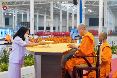 ภาพ No.127089:พิธีมอบใบประกาศเกียรติคุณองค์กรนานาชาติ และหน่วยงานที่ชักชวนคนร่วมโครงการนั่งสมาธิเพื่อสันติภาพโลกมากที่สุด วันอาทิตย์ที่ 1 มีนาคม พ.ศ. 2567 ณ สภาธรรมกายสากล วัดพระธรรมกาย