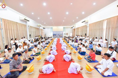 ภาพ No.216511:วันอังคารที่ 8 เม.ย. พ.ศ. 2568 พิธีบรรพชาสามเณร ณ ศูนย์ปฏิบัติธรรมเขาคิชฌกูฏ จันทบุรี