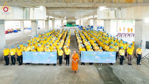 ภาพ No.152626:พิธีเททองหล่อพระพุทธรูปประจำสัตตมหาสถาน ธรรมอุทยานอุโบสถวัดสายสุวพรรณ - กิจกรรมปลูกต้นไม้เฉลิมพระเกียรติ พระบาทสมเด็จพระเจ้าอยู่หัว วันที่ 26 กรกฎาคม พ.ศ. 2567