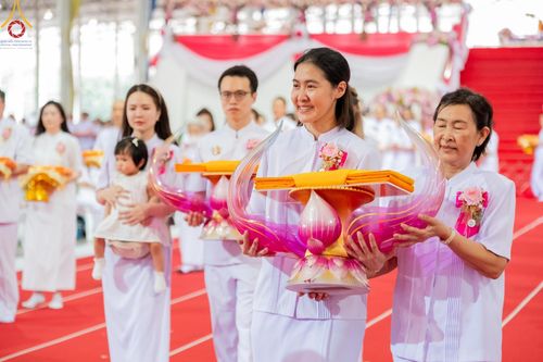 ภาพ No.154518:พิธีทอดผ้าป่าสมทบกฐินวัดพระธรรมกาย และสมทบกฐิน 30,000 วัดทั่วไทย ครั้งที่ 2 ณ สภาธรรมกายสากล วัดพระธรรมกาย วันอังคารที่ 17 กันยายน พ.ศ. 2567