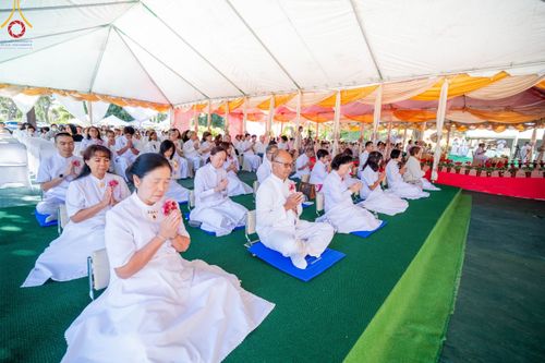 ภาพ No.100343:พิธีทอดกฐินบรมจักรพรรดิ ณ วัดพระธรรมกายแคลิฟอร์เนีย เมืองอาซูซ่า รัฐแคลิฟอร์เนีย ประเทศสหรัฐอเมริกา วันอาทิตย์ที่ 12 พฤศจิกายน พ.ศ. 2566