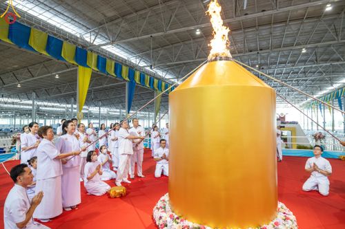 ภาพ No.149748:พิธีจุดเทียนใจ ไฟนิรันดร์ อนันตชัย วันอาทิตย์ที่ 25 สิงหาคม พ.ศ.2567 วัดพระธรรมกาย จ.ปทุมธานี