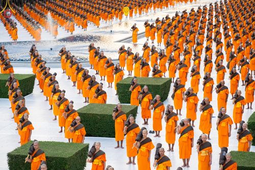 ภาพ No.186944:พระธรรมยาตราปฏิบัติธรรม และถ่ายภาพหมู่ประวัติศาสตร์ ปีที่ 13 ณ ลานทิศตะวันออก มหาวิหารพระมงคลเทพมุนี วัดพระธรรมกาย จ.ปทุมธานี วันเสาร์ที่ 28 ธันวาคม พ.ศ. 2567