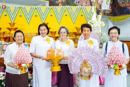 ภาพ No.162748:โครงการกฐินสามัคคีทั่วไทย 30,000 วัด บูชาธรรม 80 ปี หลวงพ่อธัมมชโย โดย คณะศิษยานุศิษย์วัดพระธรรมกาย ณ วัดโบสถ์บน จ.นนทบุรี วันที่ 19 ตุลาคม พ.ศ. 2567