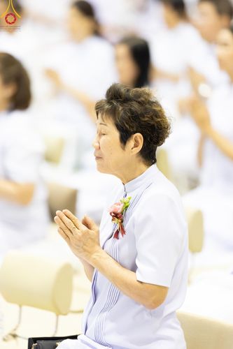 ภาพ No.188035:พิธีบูชาข้าวพระ วันขึ้นปีใหม่ 2568 ณ วัดพระธรรมกาย จ.ปทุมธานี วันที่ 1 มกราคม พ.ศ. 2568