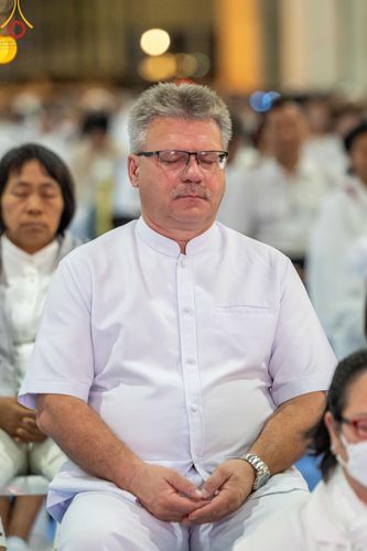 ภาพ No.187639:พิธีฉลองชัยสวดมนต์บทธัมมจักกัปปวัตนสูตร 7,000,000,000 จบ และพิธีสวดมนต์ข้ามปี วันที่ 31 ธันวาคม พ.ศ. 2567 ถึงวันที่ 1 มกราคม พ.ศ. 2568 ณ มหารัตนวิหารคด วัดพระธรรมกาย จ.ปทุมธานี