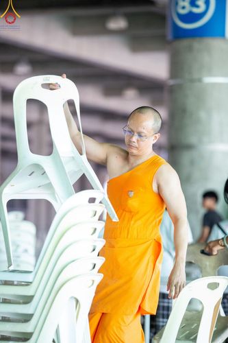 ภาพ No.60541:V.38 ทุ่มพลังเพื่อพ่อครบ 80 ปี ภาพการเตรียมงานของหน่วยงานต่างๆ เพื่อพิธีฉลองอายุวัฒนมงคล 80 ปี หลวงพ่อธัมมชโย และรับถวายมหาสังฆทาน 10,000 กว่าวัดทั่วประเทศ ในวันคุ้มครองโลก วันจันทร์ที่ 22 เมษายน พ.ศ. 2567