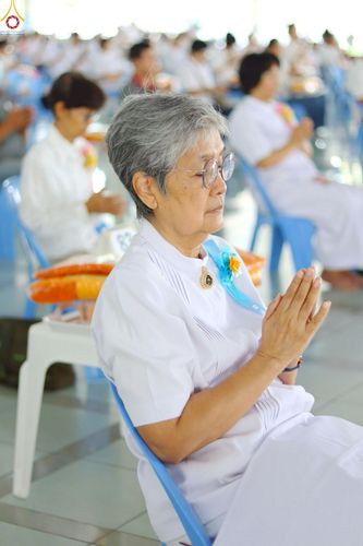 ภาพ No.229697:วันที่ 25 มิถุนายน พ.ศ. 2568 (แรม 15 ค่ำ เดือน 7) พิธีบุพเปตพลี ครั้งที่ 166 ร่วมอุทิศบุญแด่หมู่ญาติที่ล่วงลับไปแล้ว และสืบทอดอายุพระพุทธศาสนา ณ หอฉันคุณยายอาจารย์ฯ วัดพระธรรมกาย