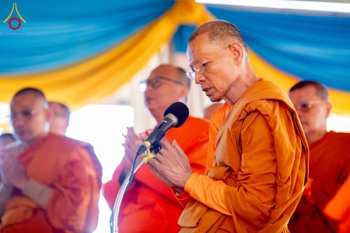 ภาพ No.231667:โครงการบรรพชาอุปสมบทหมู่ครั้งที่ 2 ณ วัดพระธรรมกายโจฮันเนสเบิร์ก ประเทศแอฟริกาใต้ วันอาทิตย์ 29 มิถุนายน พ.ศ. 2568