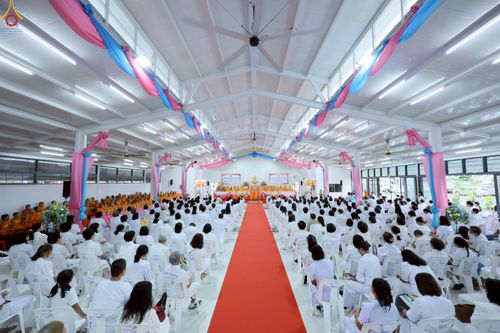 ภาพ No.272295:วันเสาร์ที่ 1 พฤศจิกายน พ.ศ. 2568 พิธีทอดกฐินสามัคคี สร้างกุฏิหมู่สามเณร ณ ศูนย์ปฏิบัติธรรมเบญจธรรม ปทุมธานี  ต.บ้านปทุม อ.สามโคก จ.ปทุมธานี