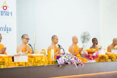 ภาพ No.238557:วันอาทิตย์ที่ 17 สิงหาคม พ.ศ. 2568 พิธีทอดผ้าป่าบำรุงศูนย์อบรมเยาวชนนครปฐม ครบรอบ 14 ปี และพิธีปลูกต้นไม้รอบสระเศรษฐี ณ ศูนย์อบรมเยาวชนนครปฐม