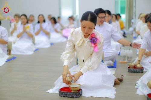 ภาพ No.197576:พิธีถวายสังฆทานคณะสงฆ์ 2 นิกายเชื่อมสัมพันธ์ไทย-เกาหลี วันอาทิตย์ที่ 5 มกราคม พ.ศ. 2568 ณ อาคารชมรมภาวนารักษ์ วัดพระธรรมกาย อำเภอคลองหลวง จังหวัดปทุมธานี