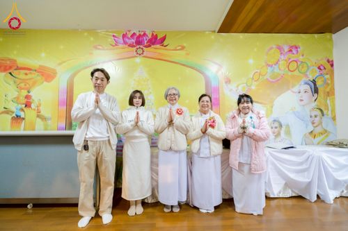 ภาพ No.220903:วันที่ 13 เมษายน พ.ศ. 2568 พิธีโปรยรัตนชาติปฐมเริ่มสถาปนาเจดีย์ และ พิธีเปิดหมู่บ้านปฏิบัติธรรม เพื่อการบรรลุธรรม ณ วัดป่าธรรมกายนานาชาติโทชิหงิ  ประเทศญี่ปุ่น