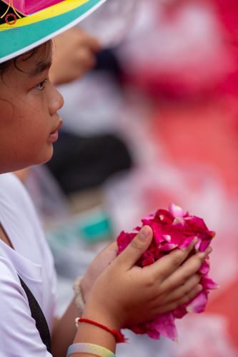 ภาพ No.128216:พิธีอัญเชิญพระบรมสารีริกธาตุ " ใจกลางเมืองนครหาดใหญ่ " เพื่อประดิษฐาน ณ มหารัตนเจดีย์สิริปทุมสวรรค์ (เจดีย์อริยพุทธะ 5 พระองค์) ศูนย์ปฏิบัติธรรมภาคใต้ อ.บางกล่ำ จ.สงขลา  วันที่ 9 มีนาคม พ.ศ.2567 (ชุดที่ 1)