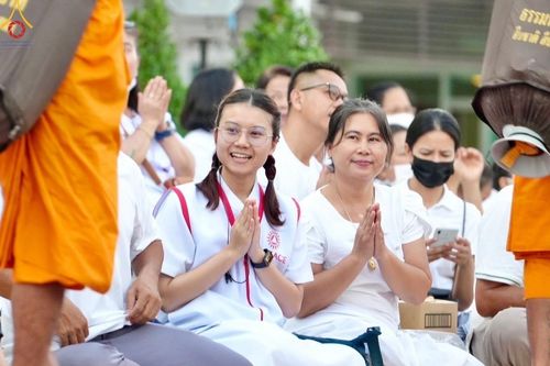 ภาพ No.208101:V.55 สารพัดV สารพัดดี ที่วัดพระธรรมกาย ในโครงการธรรมยาตรา กตัญญูบูชา มหาปูชนียาจารย์ พระมงคลเทพมุนี (สด จนฺทสโร) พระผู้ปราบมาร อนุสรณ์สถาน 7 แห่ง ปีที่ 13 ระหว่างวันที่ 2-31 มกราคม พ.ศ. 2568