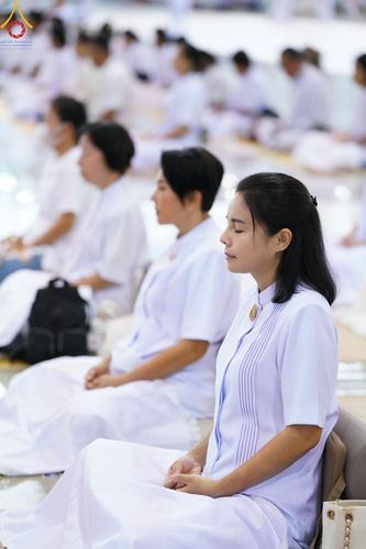 ภาพ No.151182:พิธีบูชาข้าวพระ ในวันอาทิตย์ต้นเดือน วันที่ 1 กันยายน พ.ศ. 2567 ณ สภาธรรมกายสากล วัดพระธรรมกาย