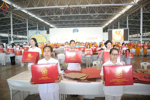 ภาพ No.210893:วันที่ 15 มีนาคม พ.ศ. 2568  บุญบรรจุกล่องไทยธรรม เพื่อถวายแด่พระสังฆาธิการ 40,000 กว่าวัดทั่วไทย ในวันคุ้มครองโลก 22 เมษายน พ.ศ. 2568