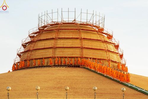 ภาพ No.194515:พิธีปฐมเริ่มสุวรรณรังสรรค์มหาธรรมกายเจดีย์ วันจันทร์ที่ 13 มกราคม พ.ศ. 2568 ณ มหาธรรมกายเจดีย์ วัดพระธรรมกาย จ.ปทุมธานี