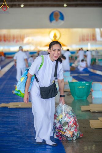 ภาพ No.150601:V.44 เพื่อพ่อ ภาพเตรียมงาน ปฎิบัติงาน ของเจ้าหน้าที่ อาสาสมัคร ทุกสถานะ เพื่อความสำเร็จ ในงานวันธรรมชัย วันอังคารที่ 27 สิงหาคม พ.ศ. 2567