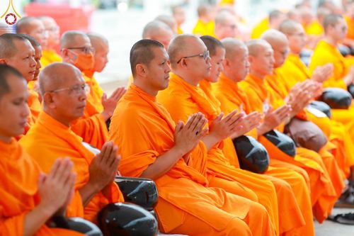 ภาพ No.146462:มหาสังฆทานถวายเป็นพุทธบูชาครั้งยิ่งใหญ่ โครงการทำบุญตักบาตร เพื่อถวายเป็นพระราชกุศล เนื่องในโอกาสมหามงคลเฉลิมพระชนมพรรษา พระบาทสมเด็จพระเจ้าอยู่ห้วฯ ทรงเจริญพระชนมพรรษา 6 รอบ 72 พรรษา