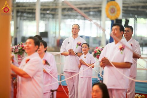 ภาพ No.237249:วันอาทิตย์ที่ 11 สิงหาคม พ.ศ. 2568 งานบุญวันอาทิตย์ พิธีจุดเทียนใจ ไฟนิรันด์ อนันตชัย ณ วัดพระธรรมกาย จ.ปทุมธานี