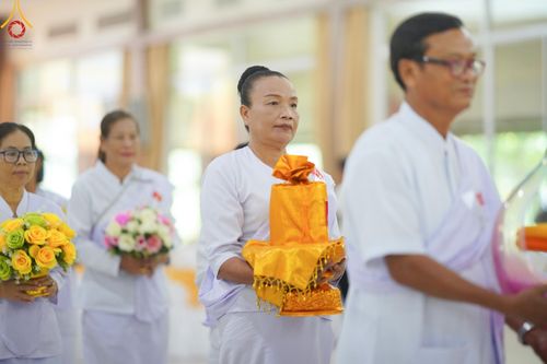 ภาพ No.153746:โครธการอุบาสกแก้ว อุบาสิกาแก้ว รุ่นที่ 1 ตัวแทนทอดกฐินสามัคคีทั่วไทย 30,000 วัด บูชาธรรม 80 ปี หลวงพ่อธัมมชโย ระหว่างวันที่ 6-8 กันยายน พ.ศ. 2567 ณ ศูนย์การศึกษาเขาแก้วเสด็จ จ.ปราจีนบุรี