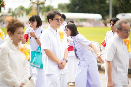 ภาพ No.239777:วันที่ 16-17 สิงหาคม พ.ศ. 2568 การปฏิบัติหน้าที่ของเจ้าหน้าที่ทุกสถานะ เพื่องานพิธีอัญเชิญรูปเหมือนพระมงคลเทพมุนี (สด จันทสโร) และพิธีกดปุ่มอัญเชิญรูปเหมือน พระมงคลเทพมุนี (สด จันทสโร) ณ มหาวิหารแก้วพระมงคลเทพมุนี ศูนย์ปฏิบัติธรรมแก้วเมืองเลย จ.เลย